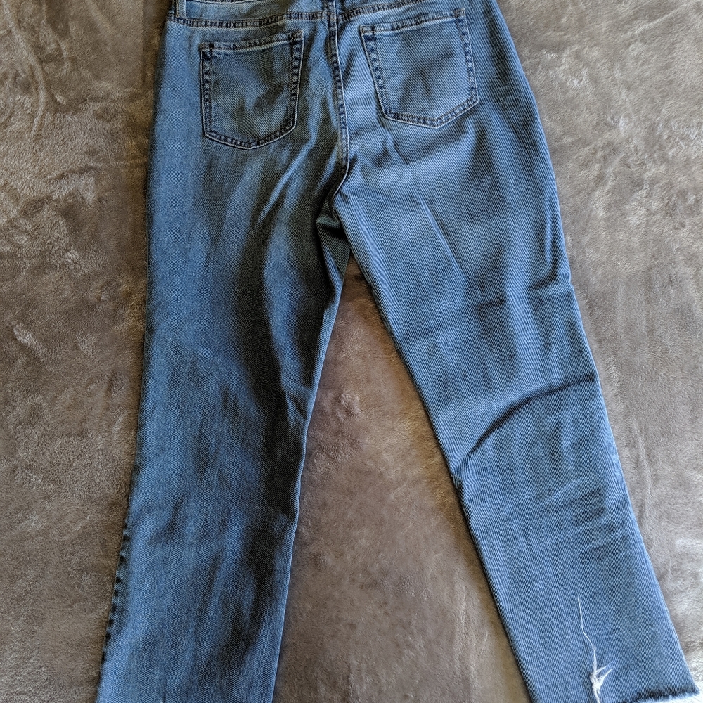 Jeans - Picture 4 of 4